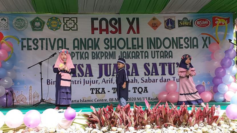 Badan Komunikasi Pemuda Remaja Masjid Indonesia (BKPRMI) dan Lembaga Pendidikan dan Pengembangan TK AlQuran (LPPTKA) Jakata Utara menggelar acara Festival Anak Sholeh Indonesia (FASI) XI di Jakarta Islamic Center (JIC), Jakarta Utara.