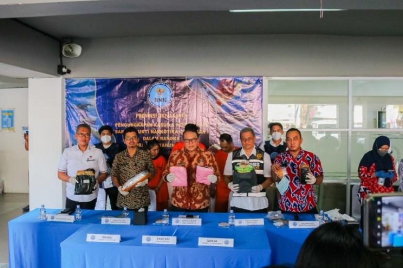 Badan Narkotika Nasional (BNN) Provinsi DKI Jakarta dan Kantor Wilayah (Kanwil) Bea Cukai Jakarta gelar pemusnahan barang bukti tindak pidana narkotika, pada Kamis (30/05).