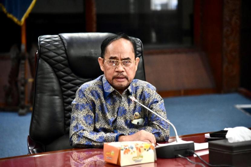 Badan Pembentukan Peraturan Daerah (Bapemperda) DPRD Provinsi Jawa Barat berharap Anggota DPRD Jawa Barat khususnya Anggota Bapemperda periode 2024-2029 berkinerja lebih baik dari periode sebelumnya, terutama menguasai terkait landasan hukum dalam pembuatan Rancangan Peraturan Daerah (Ranperda).