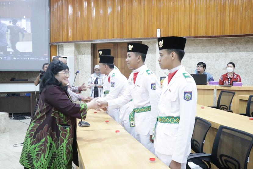 Badan Pembinaan Ideologi  Pancasila (BPIP) mengangkat ratusan Purnapaskibraka Duta Pancasila di sejumlah Daerah salah satunya di Provinsi Nusa Tenggara Barat (NTB) dan Lampung, Kamis, (27/10/2022).