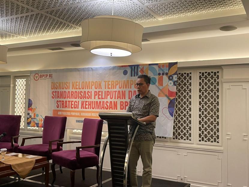 Badan Pembinaan Ideologi Pancasila (BPIP) menyelenggarakan Diskusi Kelompok Terpumpun (DKT) Standarisasi Peliputan dan Strategi Kehumasan BPIP di Bandung, Jawa Barat, (13-15/12/2022).
