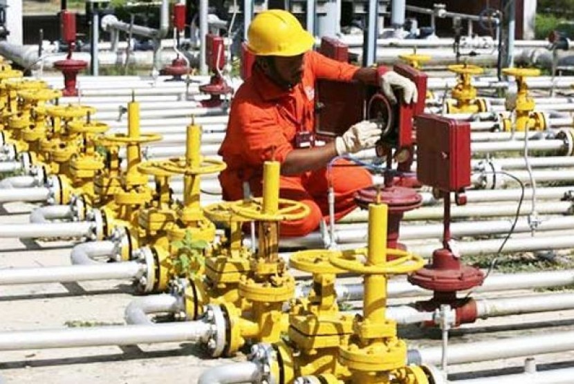 Badan pengawas Pertamina mengecek jaringan pipa gas milik Pertamina Gas