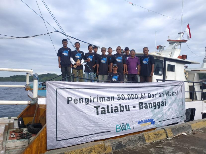 Badan Wakaf Al-Quran (BWA) menyalurkan 40 ribu Al-Quran Wakaf ke Banggai (Sulawesi Tengah) dan Kepulauan Taliabu (Maluku Utara).