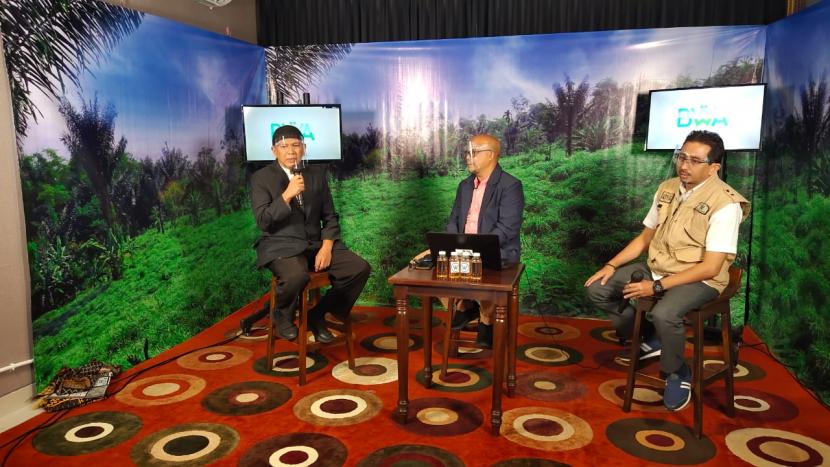Badan Wakaf Al-Qur'an (BWA) menggelar talk show online wakaf produktif Ecowakaf Cireunghas, Kamis (1/10).