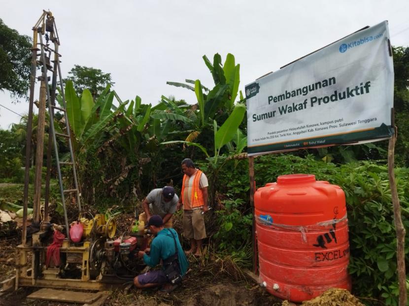Baitul Wakaf  menginisiasi pembangunan Program  Wakaf Sumur Poduktif di Pesantren Hidayatullah Konawe, Kelurahan Toriki, Kecamatan Anggaberi, Kabupaten Konawe, Sulawesi Tenggara.