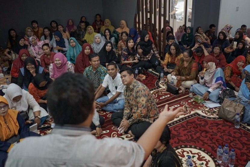 Bakal Calon Walikota Medan, Bobby Nasution bertemu dengan ratusan guru honorer, Sabtu (29/2).