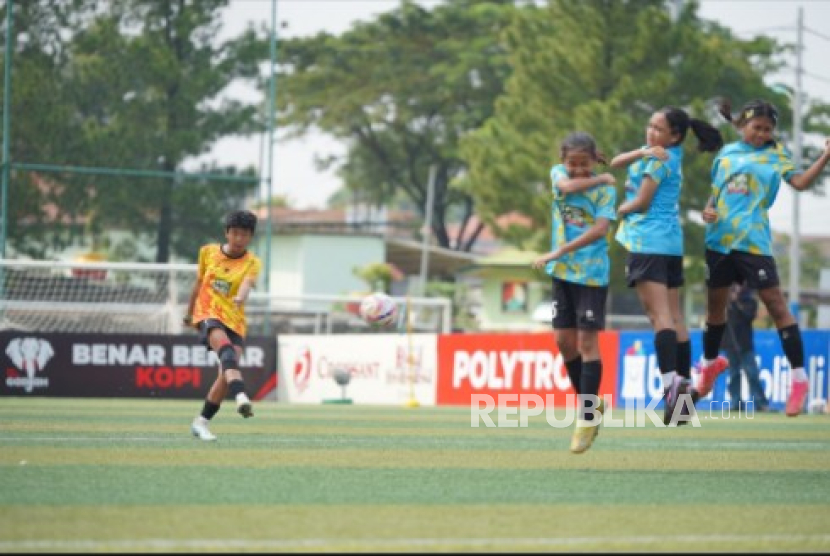 Bakti Olahraga Djarum Foundation bersama MilkLife segera menyelenggarakan MilkLife Soccer Challenge (MLSC) 2025 – 2026. Kota Malang, Jawa Timur dan Bekasi, Jawa Barat menjadi dua kota tambahan yang melengkapi delapan kota penyelenggaraan MLSC sejak tahun lalu. 
