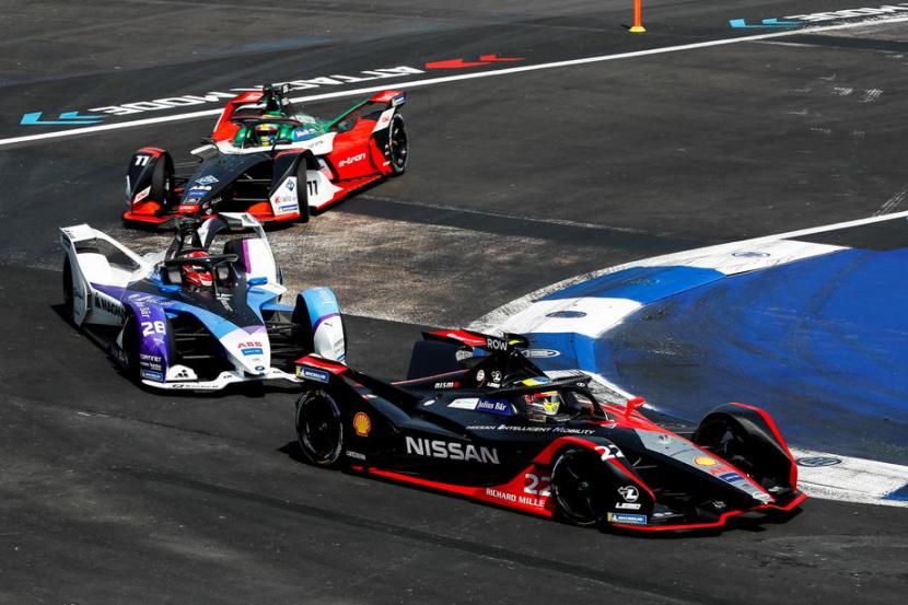 Kejuaraan dunia balap mobil listrik Formula E menangguhkan sejumlah balapan yang rencana digelar tahun depan (Foto: ilustrasi Formula E)