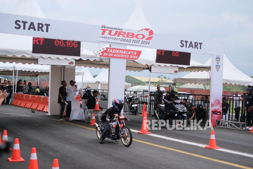 Balapan motor di Tasikmalaya.