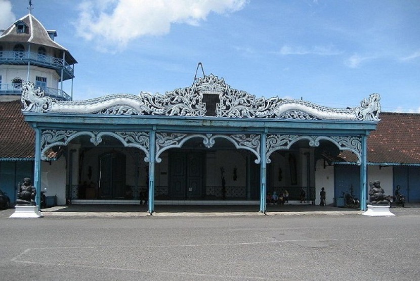 Baleroto in Kemandungan Lor, the entrance of Sri Manganti compound in Kraton Surakarta, Central Java