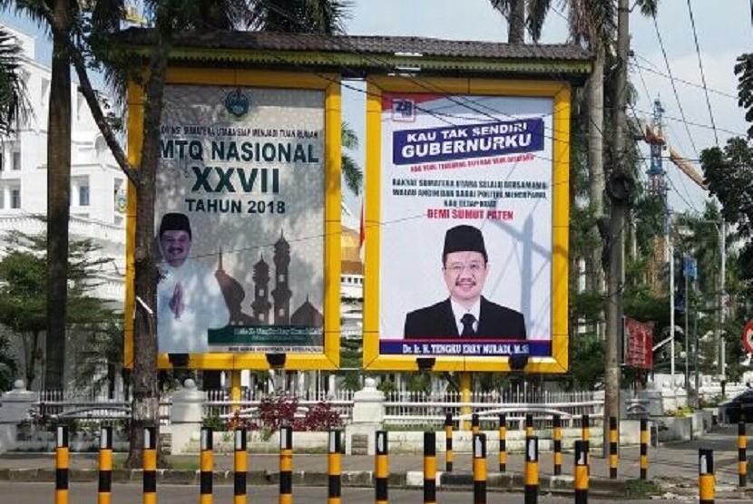 Baliho untuk menghibur Gubernur Sumatra Utara Tengku Erry Nuradi 
