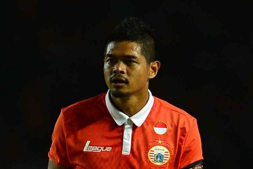Bambang Pamungkas terpilih masuk Tim Indonesia Selection yang akan menghadapi Islandia di Stadion Maguwohajo, Yogyakarta, 11 Januari mendatang.