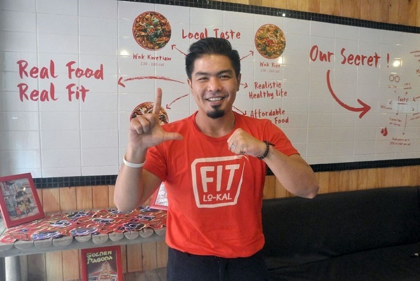 Bams menghadirkan restoran yang menawarkan menu rendah kalori yang ia beri nama Fit Lo-Kal