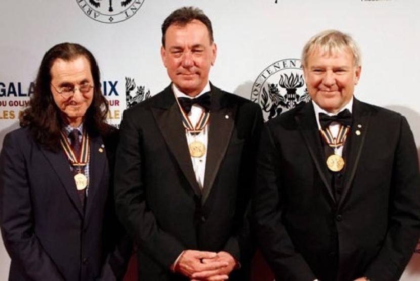 Band Rush asal Kanada, (ki-ka) Geddy Lee, Alex Lifeson dan Neil Pearts