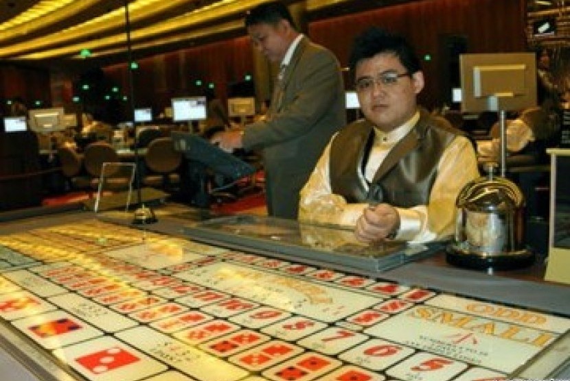 Kepala daerah miliki rekening kasino di luar negeri. Bandar di salah satu kasino. (ilustrasi) 