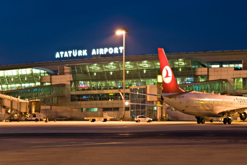 Bandara Ataturk