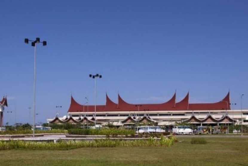 Bandara Internasional Minangkabau (BIM).