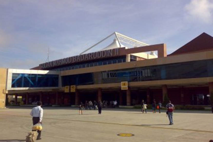 Sultan Mahmud Badaruddin II Airport in Palembang (illustration)