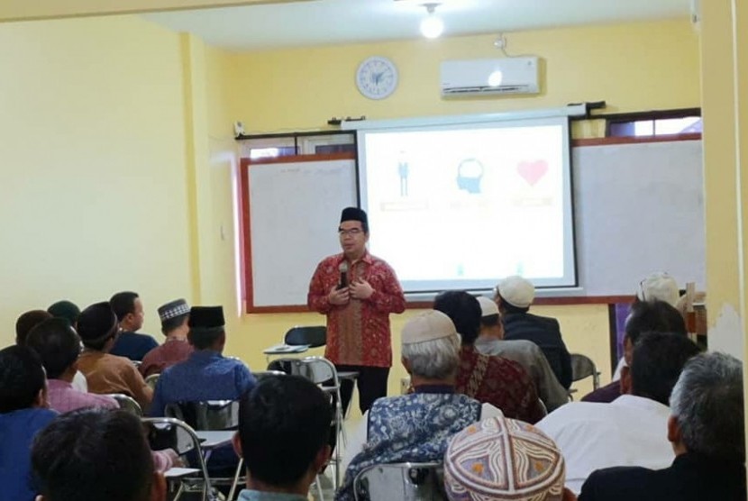 Bang Read1 menggagas Pelatihan Suprarasional yang menyasar Pengurus dewan Kemakmuran Masjid (DKM) wilayah Bogor. 