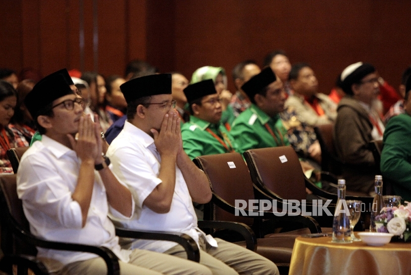 Pasangan calon gubernur dan wakil gubernur DKI Jakarta Anies Rasyid Baswedan-Sandiaga Salahudin Uno (Anies-Sandi) 