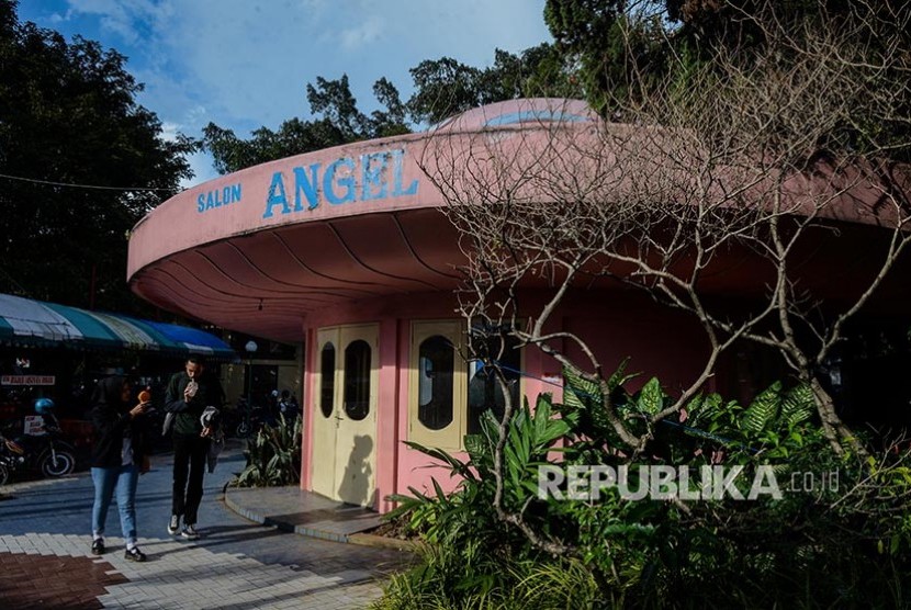 Pemerintah Kota (Pemkot) Bogor menunda pembongkaran bangunan dan fasilitas lainnya di Taman Topi dan Taman Ade Irma Suryani di Kota Bogor (Foto: Taman Topi Bogor)