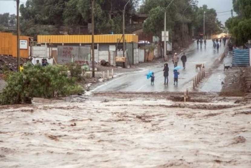 Banjir bandang. Ilustrasi