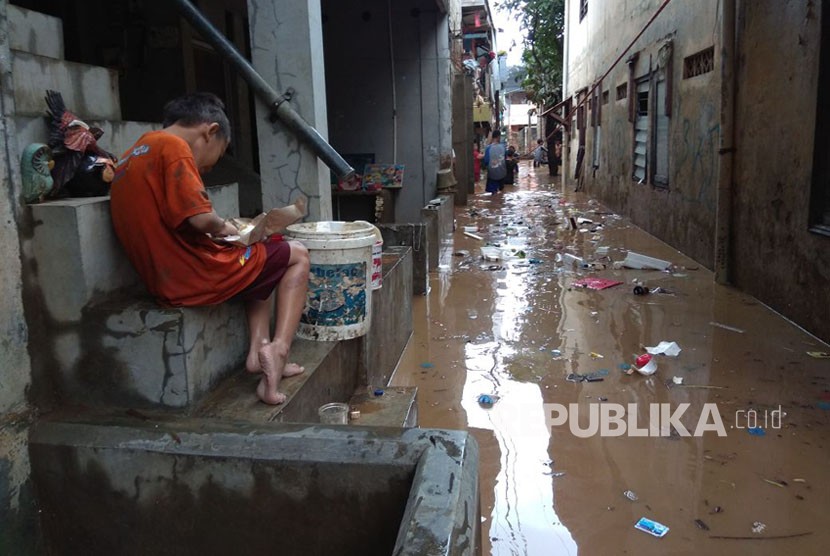 Condition of Rawajati area, South Jakarta, on Tuesday (Feb 6).