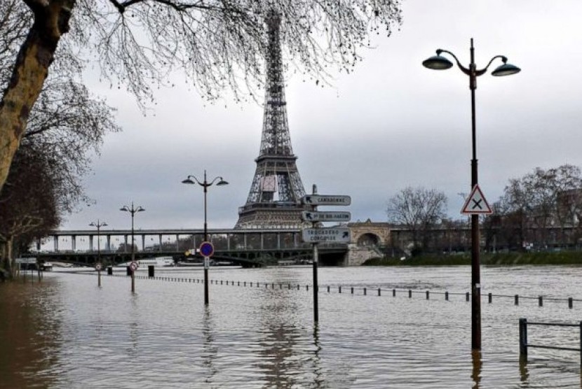 Banjir di Paris.