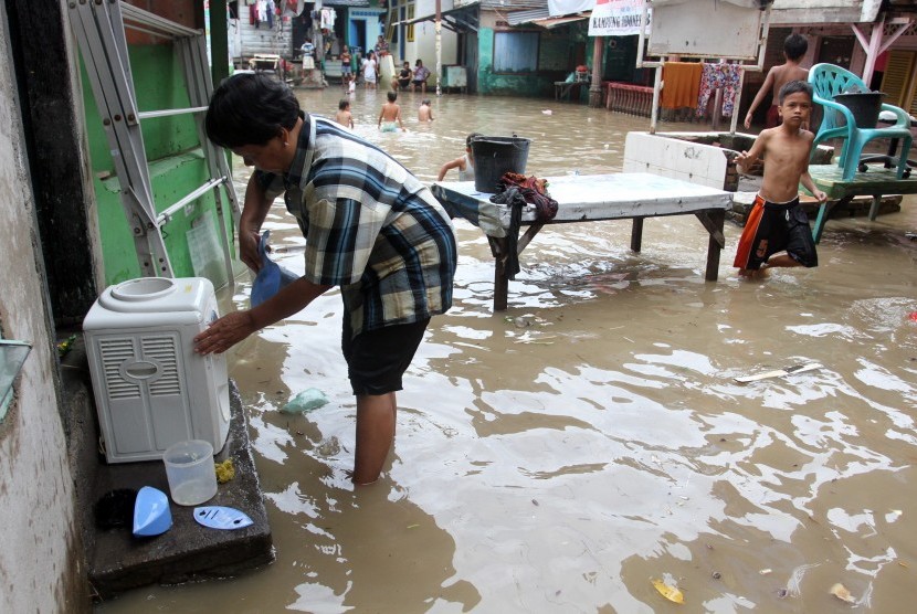 banjir di pemukiman warga (ilustr)