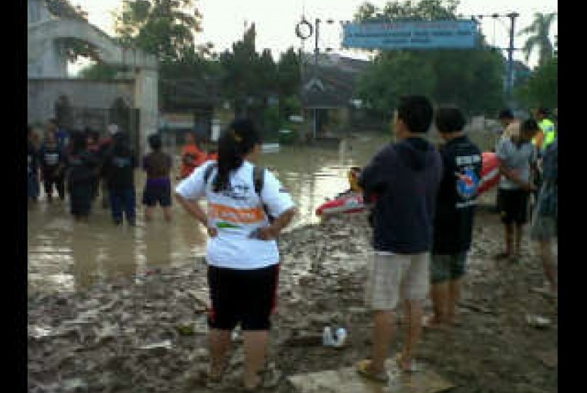 Banjir kembali landa Jati Asih, Bekasi, Selasa (5/2).