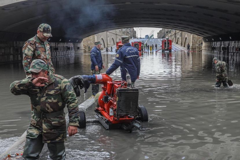 Banjir melanda Baku, Azerbaijan, tuan rumah COP29.