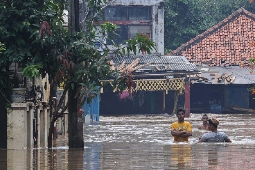 Banjir yang sudah berlalu menyisakan sejumlah penyakit di warga.