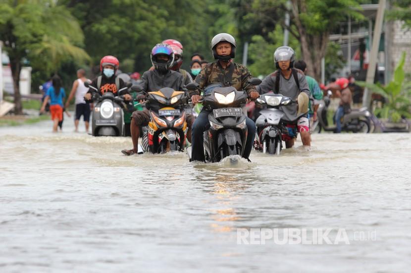 Delapan desa di dua kecamatan di Kabupaten Gresik, Jawa Timur tergenang banjir. Ilustrasi.