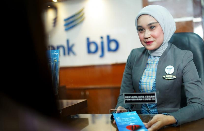 Bank BJB hadir memberikan fasilitas pinjaman kredit jangka pendek yang menguntungkan nasabahnya.