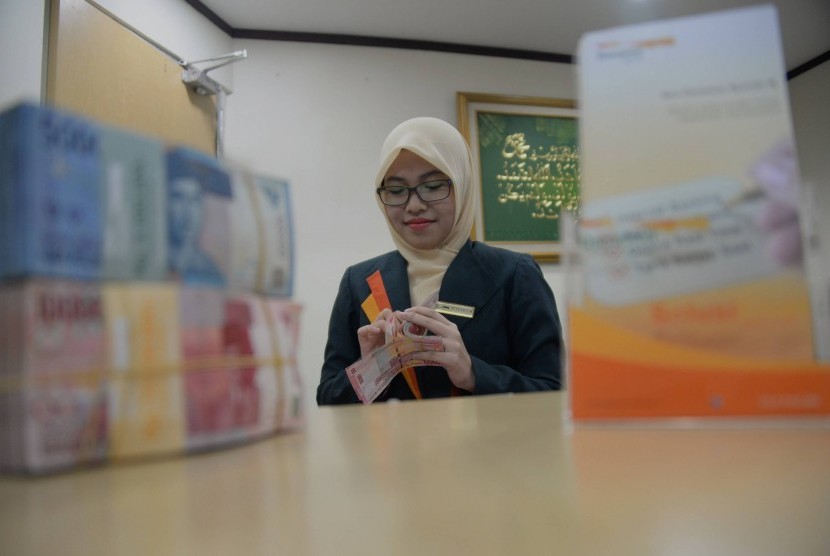 Bank Danamon (ilustrasi). PT Bank Danamon Indonesia Tbk membukukan laba bersih senilai Rp 1,48 triliun pada kuartal tiga 2020.