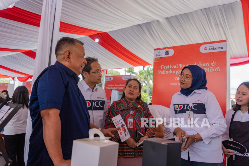 Bank Jakarta mendukung UMKM untuk masuk ke ekosistem digital.