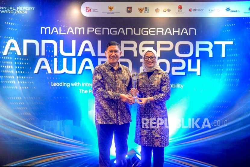 4 Tahun Beruntun, Bank Mandiri Raih Juara 1 pada ARA 2024 atas Transparansi Laporan Tahunan