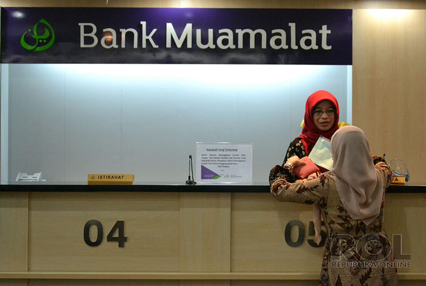 Hasil studi yang dilakukan oleh market research Indonesia (MRI) mengumumkan para nasabah Bank Muamalat dinyatakan paling loyal dan engaged dalam industri perbankan syariah. (ilustrasi)