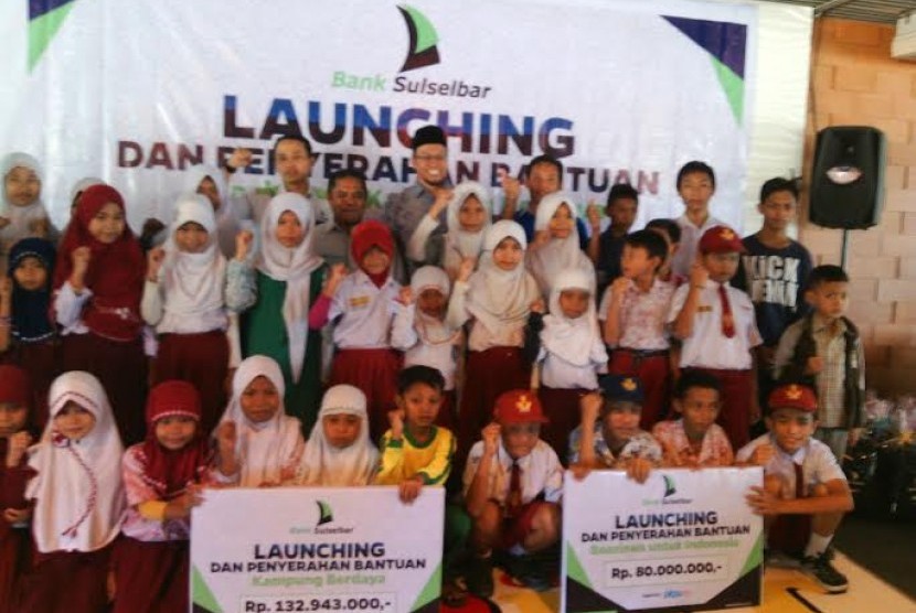Bank Sulselbar-PKPU berikan bantuan beasiswa untuk yatim di wilayah Sulawesi Selatan.
