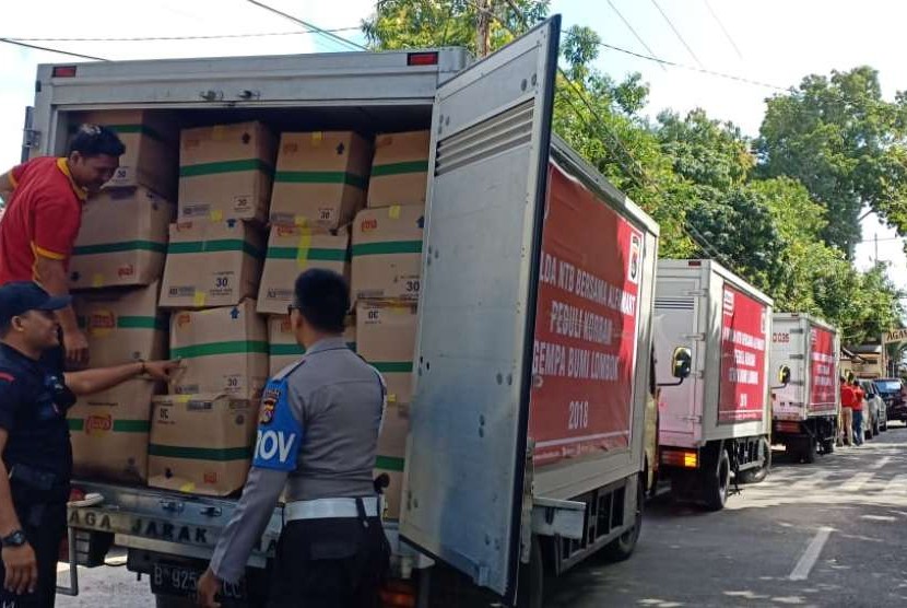 Bantuan Alfamart untuk korban gempa Lombok.