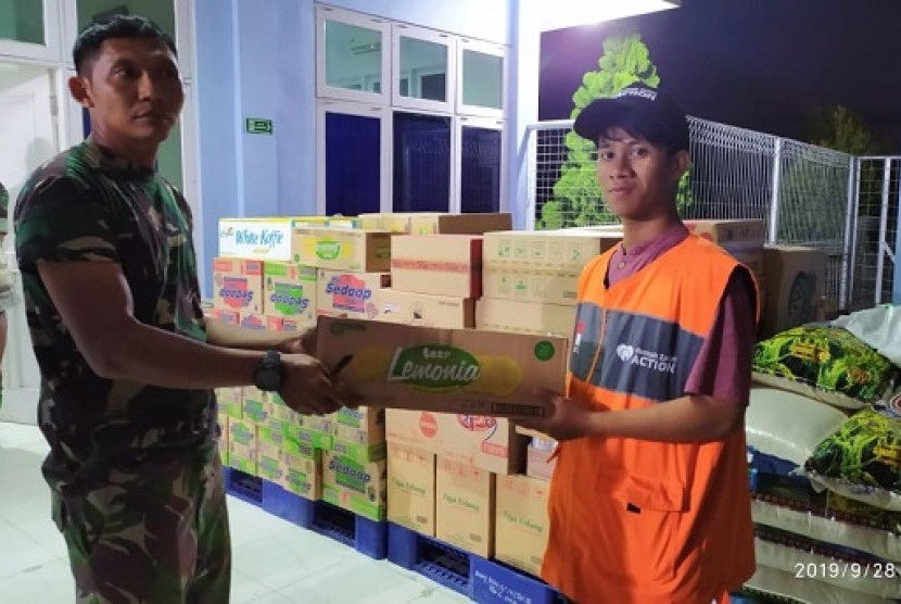 Bantuan dari Rumah Zakat untuk pengungsi kerusuhan Wamena