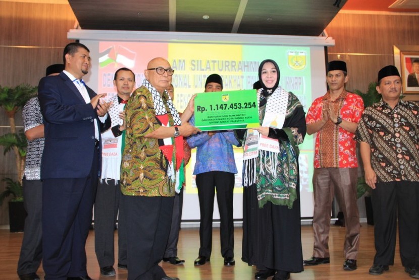 Bantuan dari warga Kota Banda Aceh