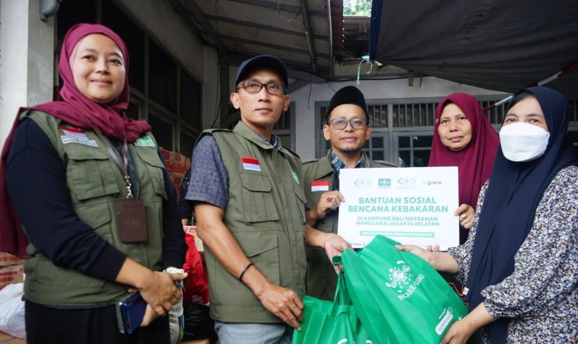 Bantuan korban kebakaran Manggarai