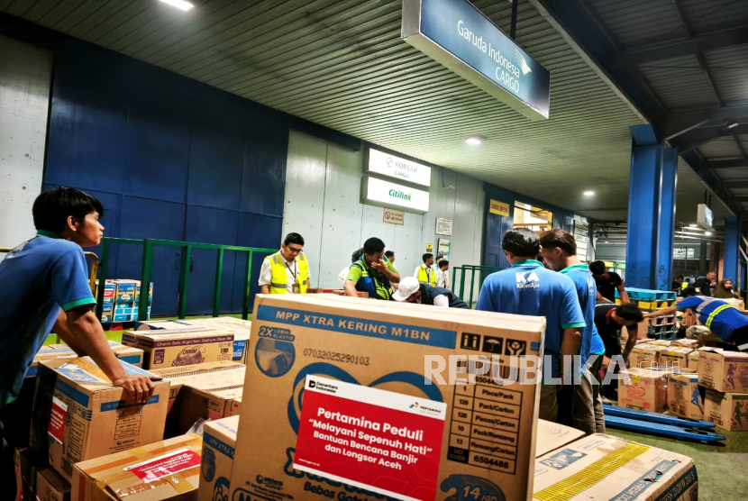 PGN dan Garuda Indonesia Dukung Pemulihan Warga Terdampak Bencana di Sumatera