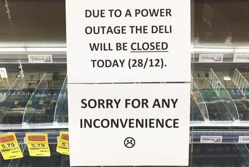 Banyak pemilik usaha di Adelaide tutup karena tidak ada aliran listrik pada 29 Desember 2016.