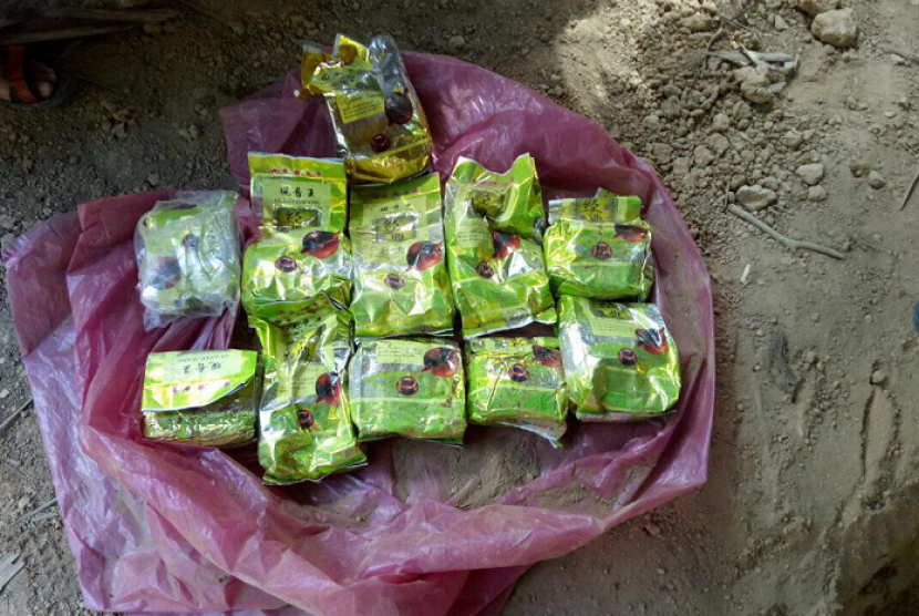 Barang bukti pengungkapan 40 kilogram sabu di Aceh.