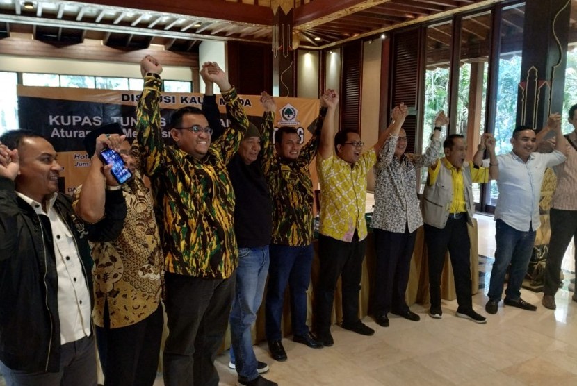 Barisan Pemuda Partai Golkar (BPPG) menggelar diskusi bertajuk Kupas Tuntas Persoalan Aturan dan Mekanisme Partai Golkar di Hotel Sultan, Jakarta, Jumat (23/8). 