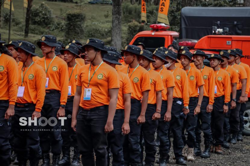 Basarnas Cilacap menggelar Pelatihan Potensi SAR di Kabupaten Banyumas, Selasa (19/7/22). 