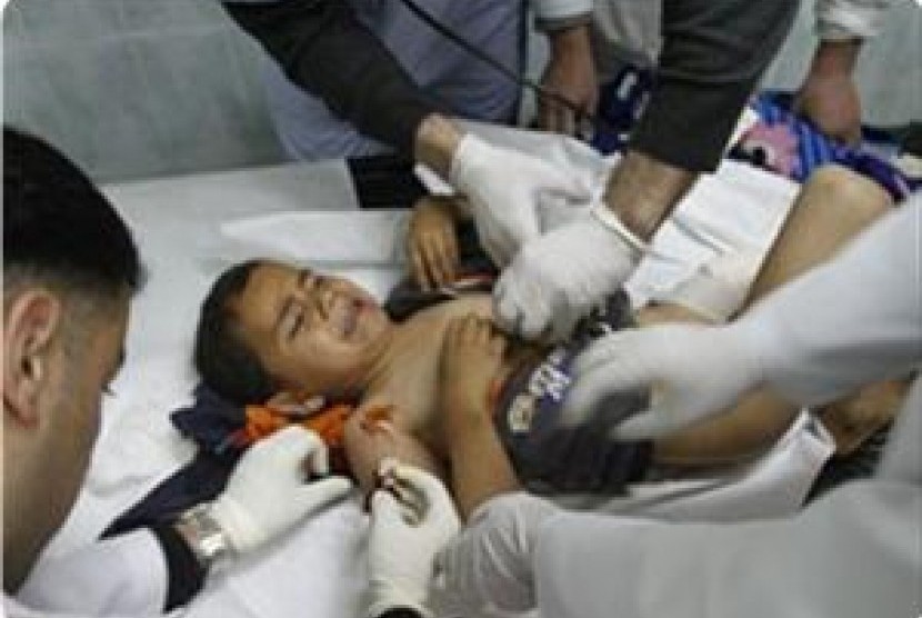 Bayi Palestina terluka akibat terkena ledakan ranjau. (ilustrasi)