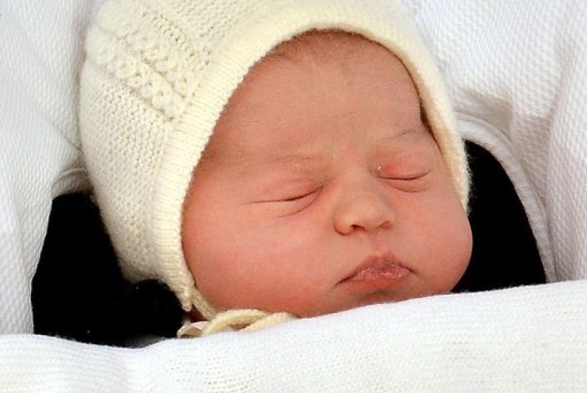  Bayi perempuan anak Pangeran William dan Kate Middleton,  Putri Charlotte Elizabeth Diana. 